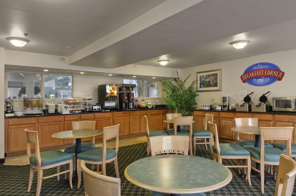 Baymont Inn & Suites By Wyndham Беллингхэм Экстерьер фото