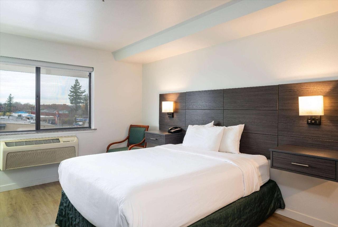 Baymont Inn & Suites By Wyndham Беллингхэм Экстерьер фото